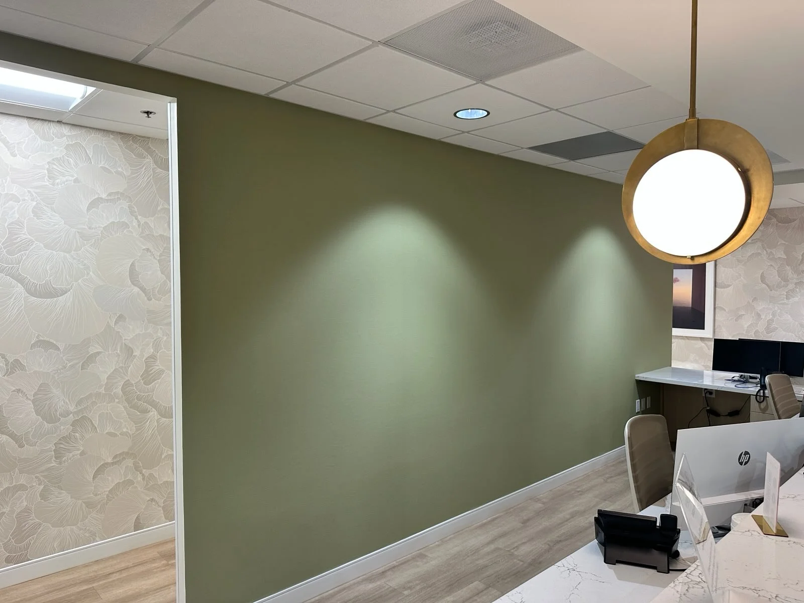 Historic Home Wallpaper Installation example 4