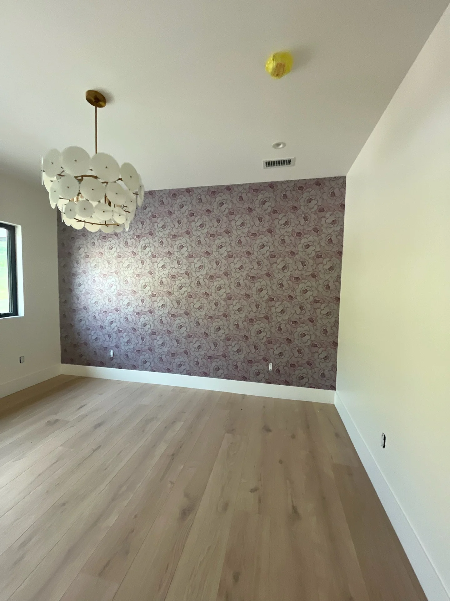 Wallpaper installation Kirkwood example 2